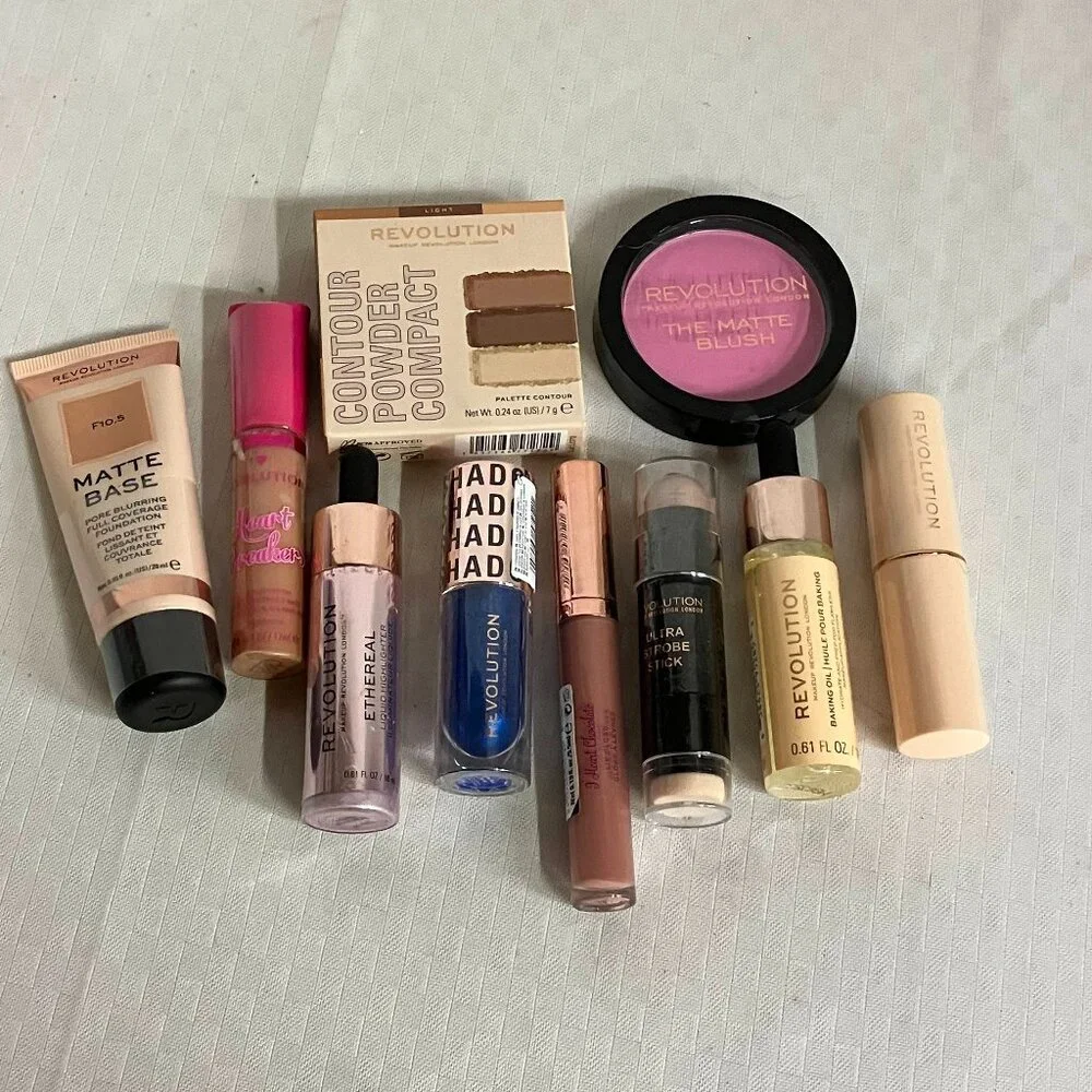 Revolution Makeup Lot Of 10 Lip Kits Concealers Contour Blush Highlighter & More